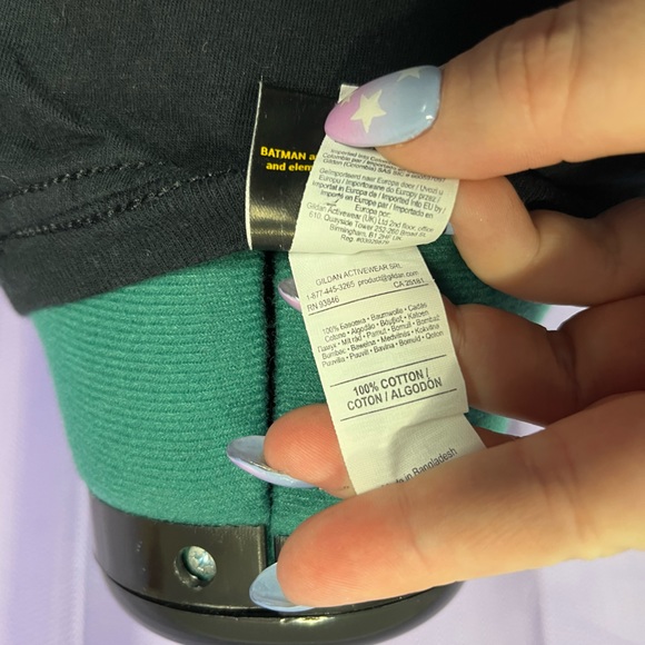 DC Comics Catwoman T-Shirt - Picture 4 of 4